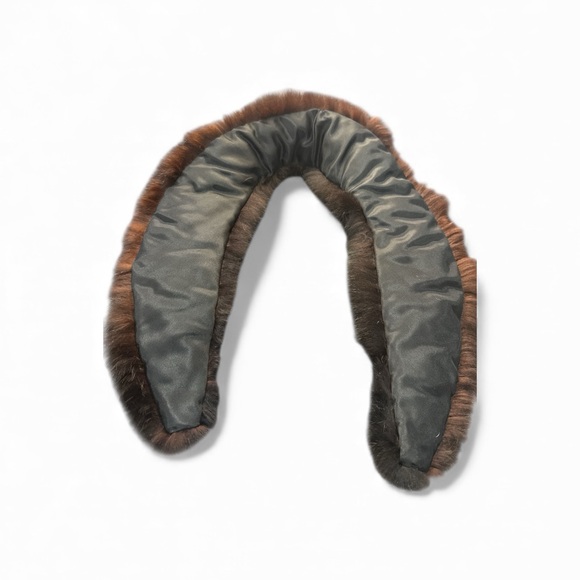 Vintage 1960s–70s Genuine Mink Fur Collar | 36.5” | Classic Brown - Picture 4 of 4